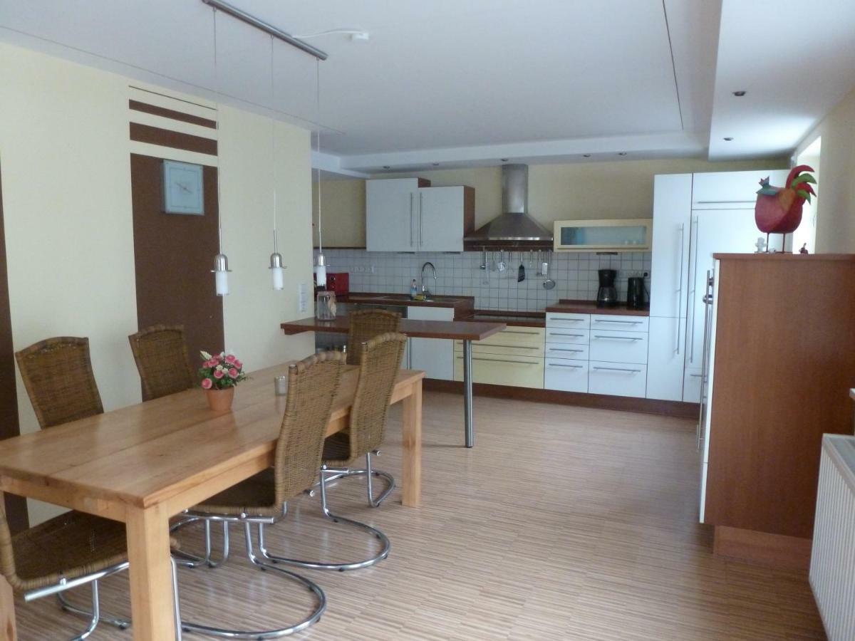 Ferienwohnung Eisele Heike Гюнцбург Экстерьер фото