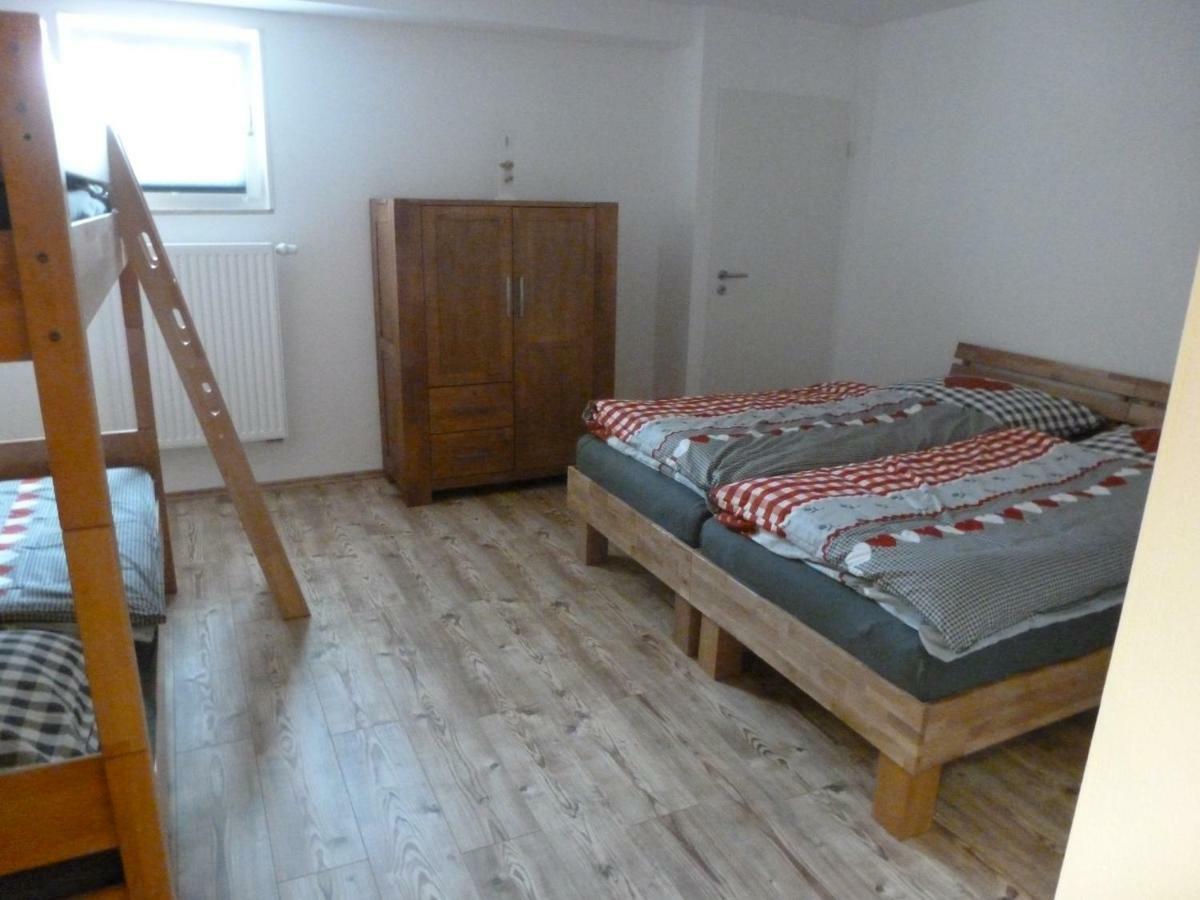 Ferienwohnung Eisele Heike Гюнцбург Экстерьер фото